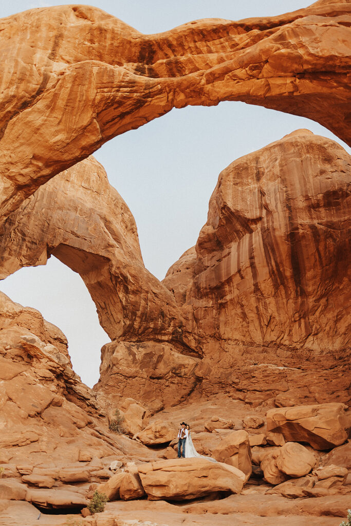 Couple eloping in Utah